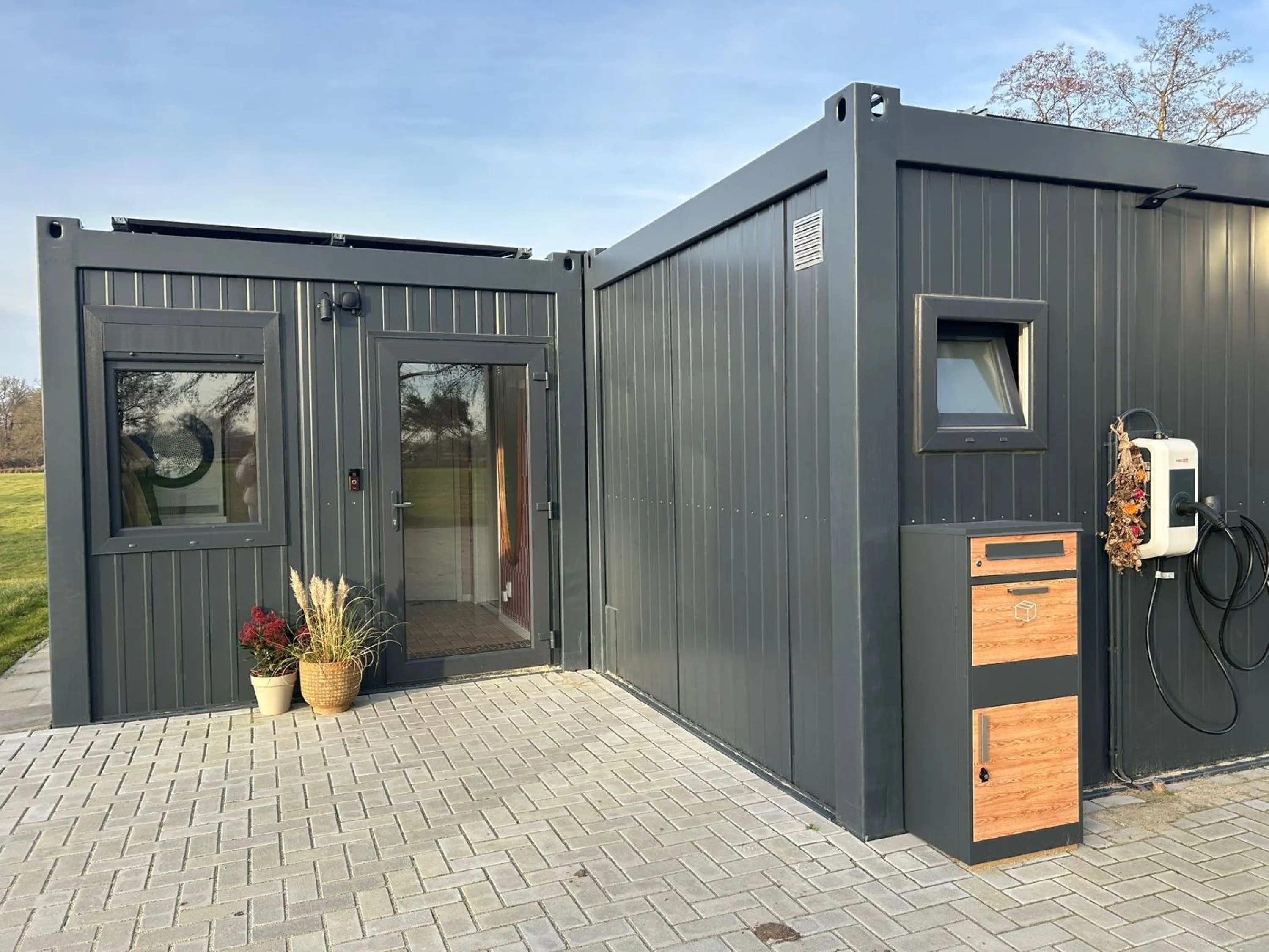 Bruins Laren - Comfortabel Chauffeursgebouw (6×12 m) #3